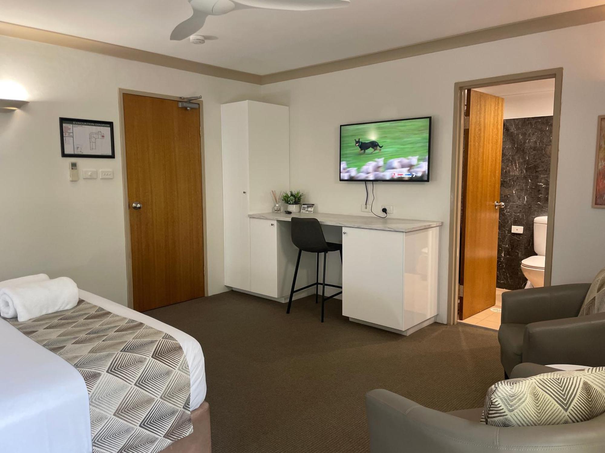 Oasis Inn Ulladulla - Welcoming Guests 18 Years And Older المظهر الخارجي الصورة
